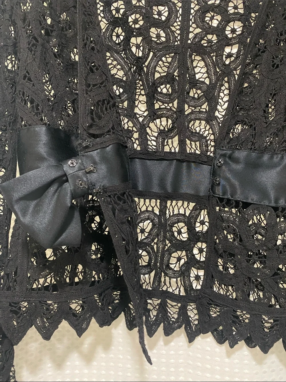 Vintage Betsey Johnson New York Black Lace Long Sleeve Bow-Waist Top - Picture 11 of 15
